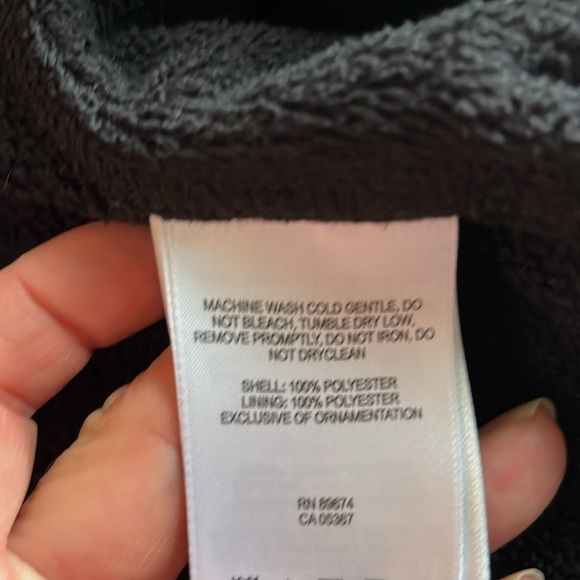 Beautiful mountain hardware vest - Picture 8 of 8